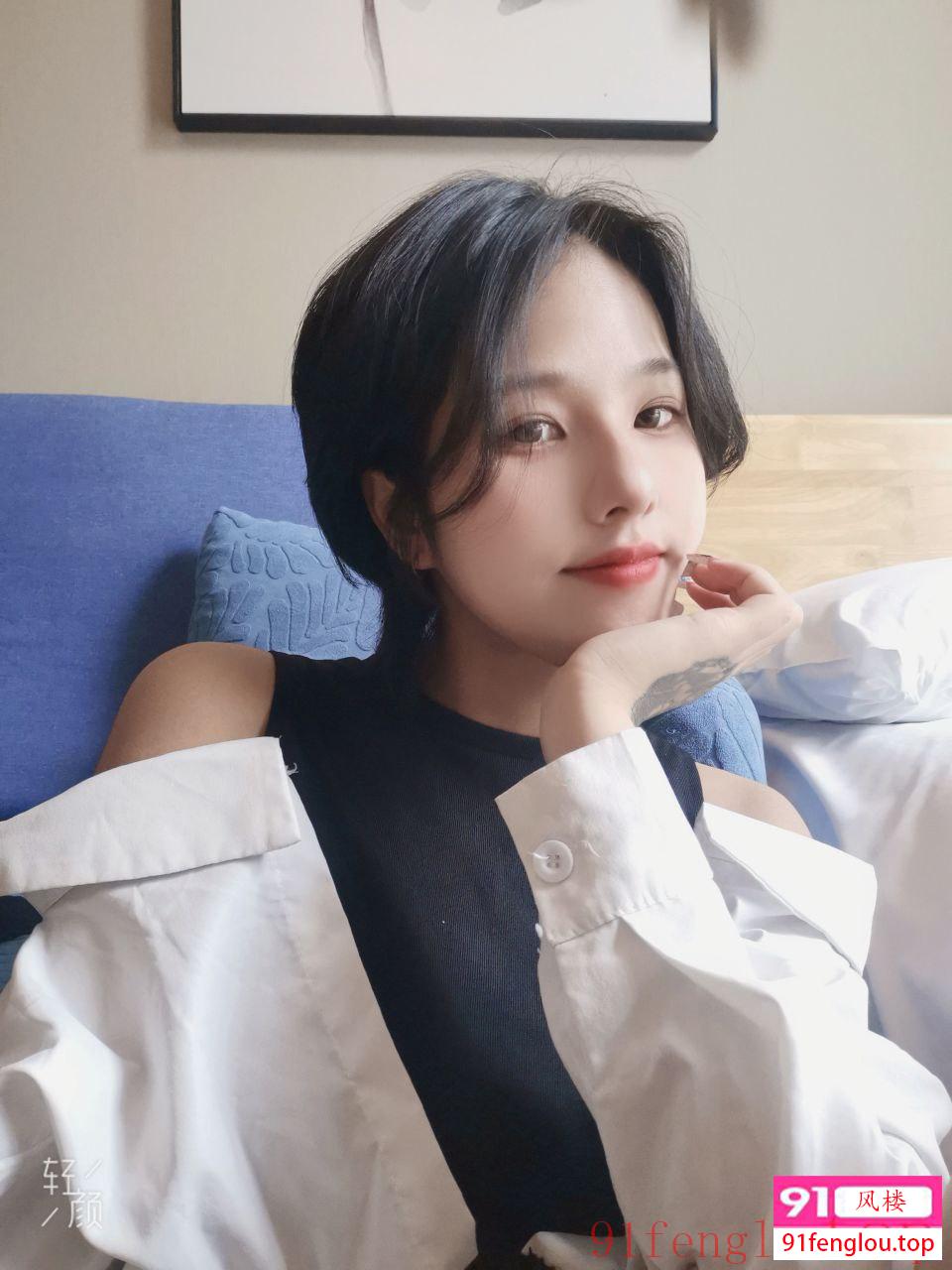 04年短发嫩妹路凡
