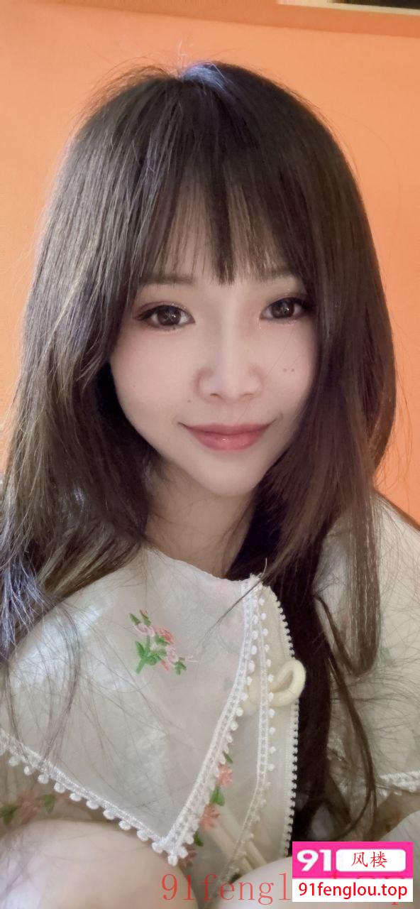 丰满小萝莉安安