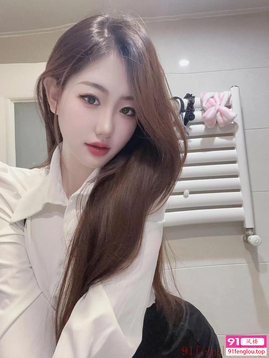 蜜桃臀粉嫩会吸添夹.逼紧水多声音动人