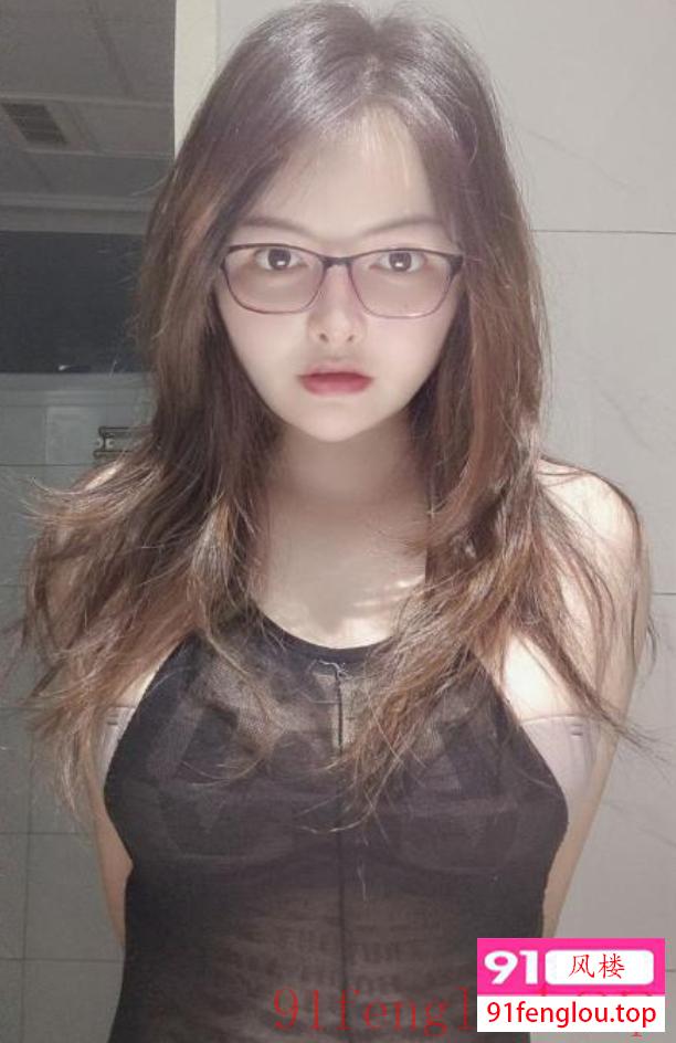 个人服务系大胸妹