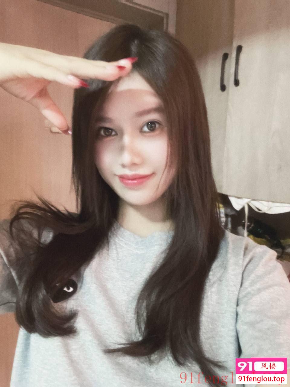 可调可纯 细腰蜜桃臀