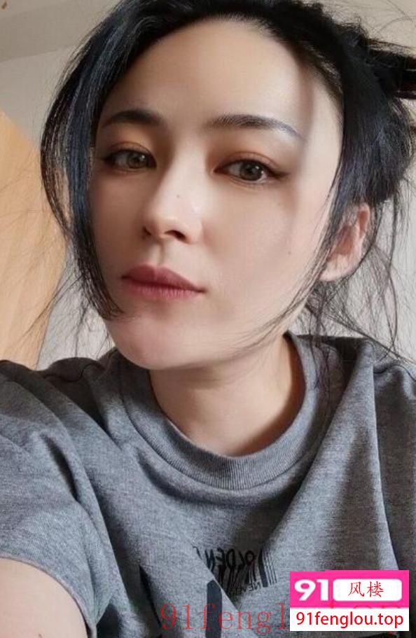 御姐型好身材美妞