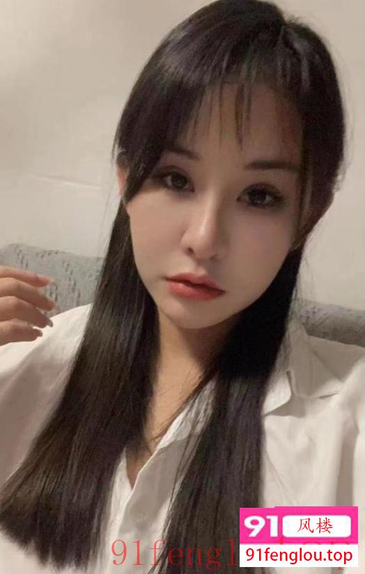 身材好颜值高妹子