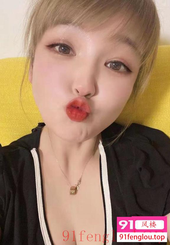 肉嘟嘟小少妇玫瑰