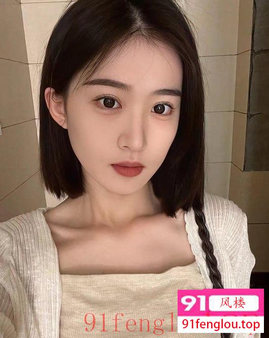 鲍鱼粉嫩紧致，大长腿，皮肤白的小可爱