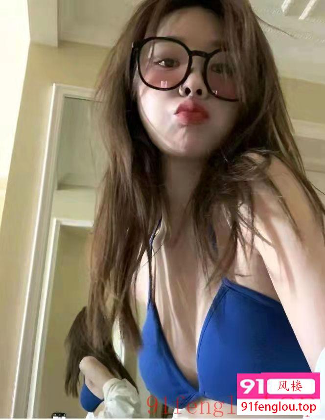 性瘾少女喜欢粗鸡吧