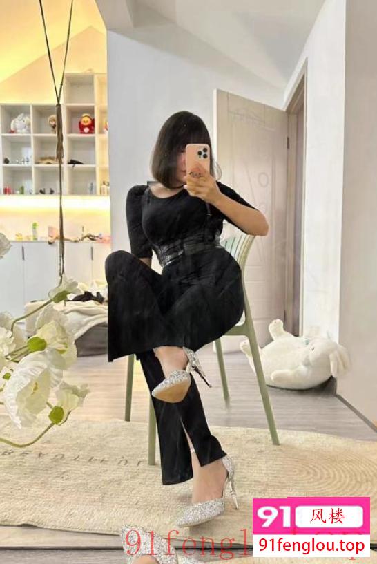 武汉女王艾斯琪