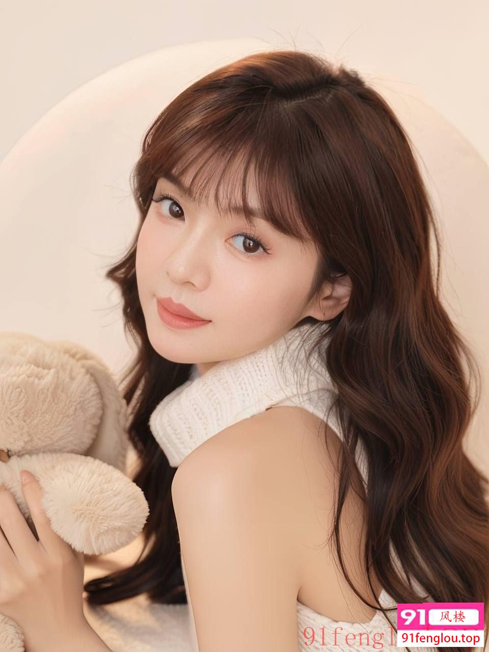 丰满性感，皮肤白妍妍