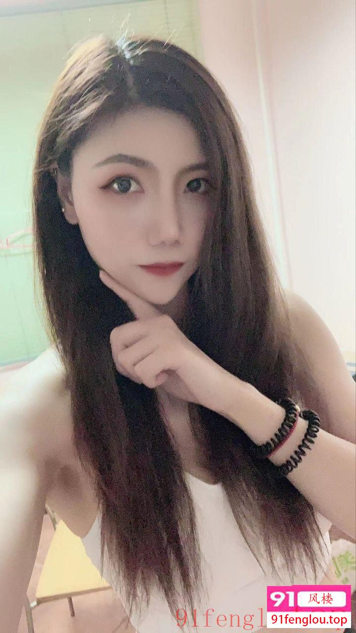 健身教练 比基尼身材  力量美感