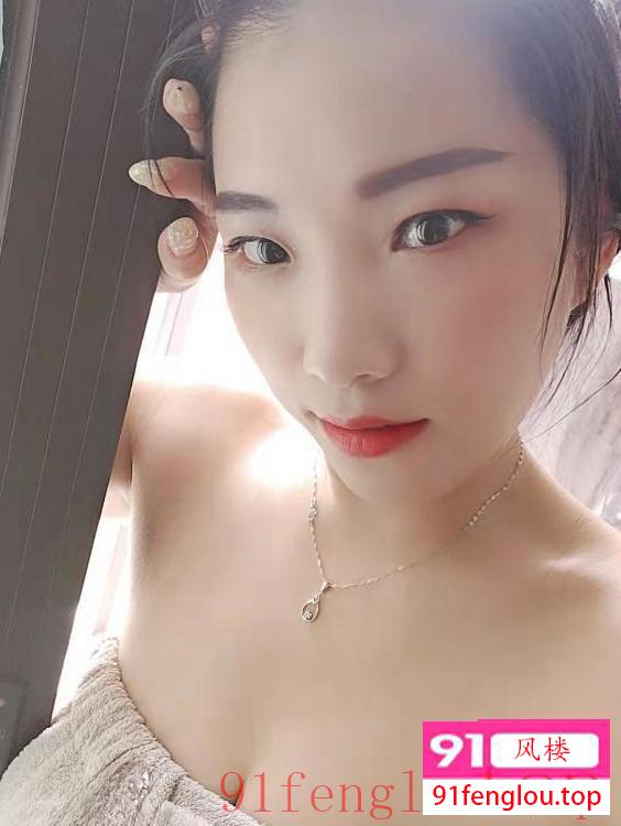 嘉禾舌吻小姐姐