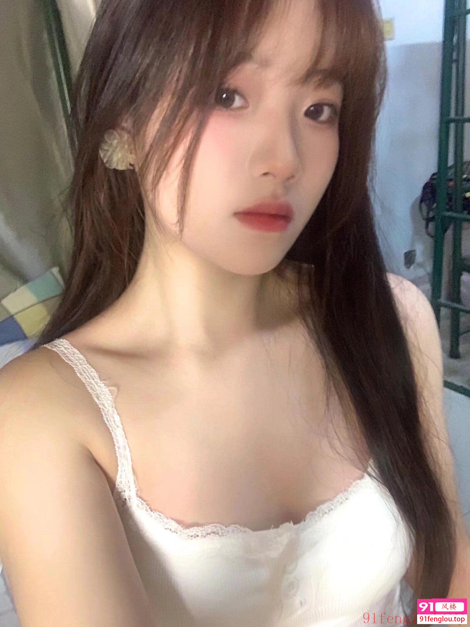 巨乳风骚可后入的熟女