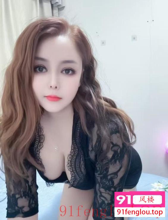 大奶三通黑丝美妇