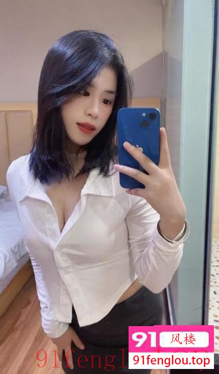 兼职大学生小月亮