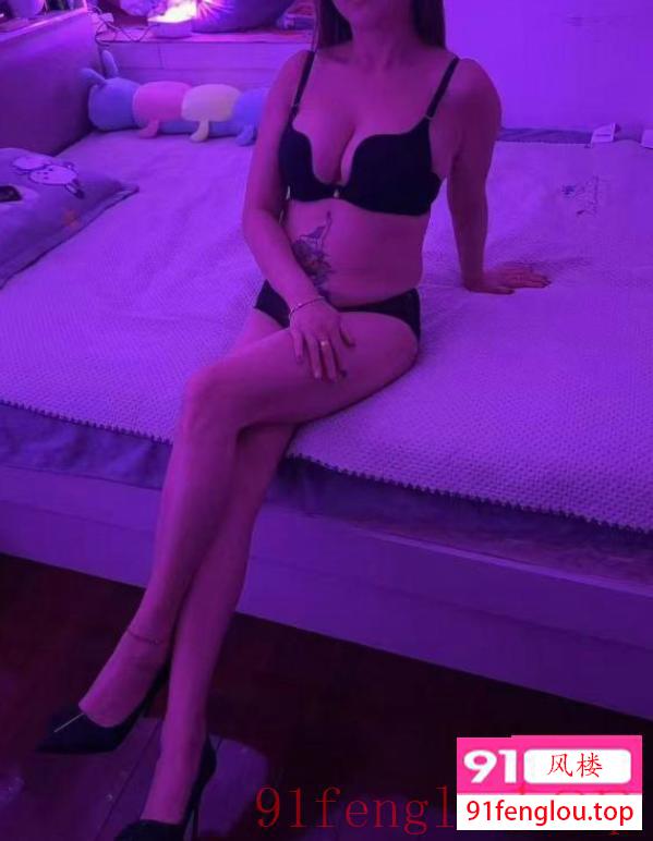 风骚大奶妩媚娘