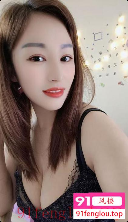 深圳北站前凸后翘