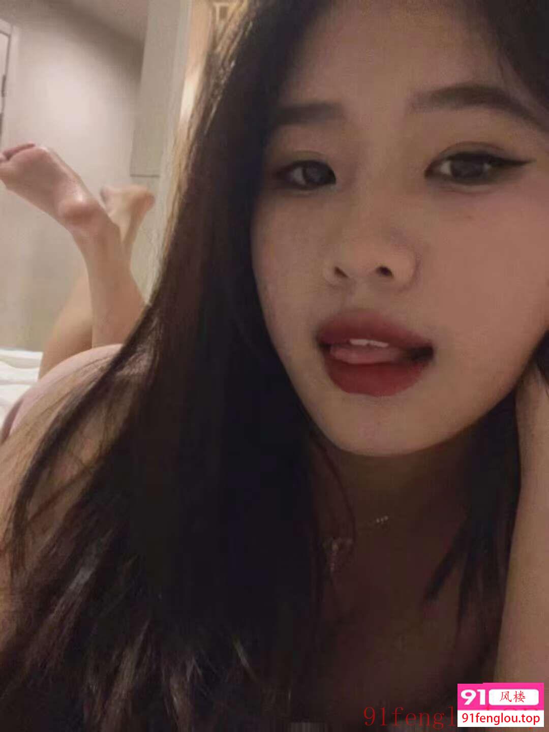 巨乳清纯少妇个人兼职有房可外出