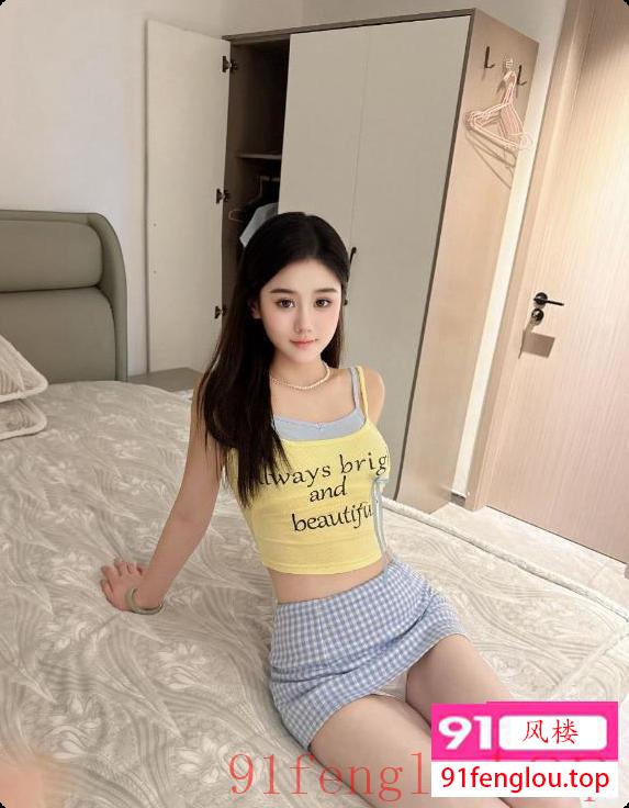 肤白貌美颜值老师